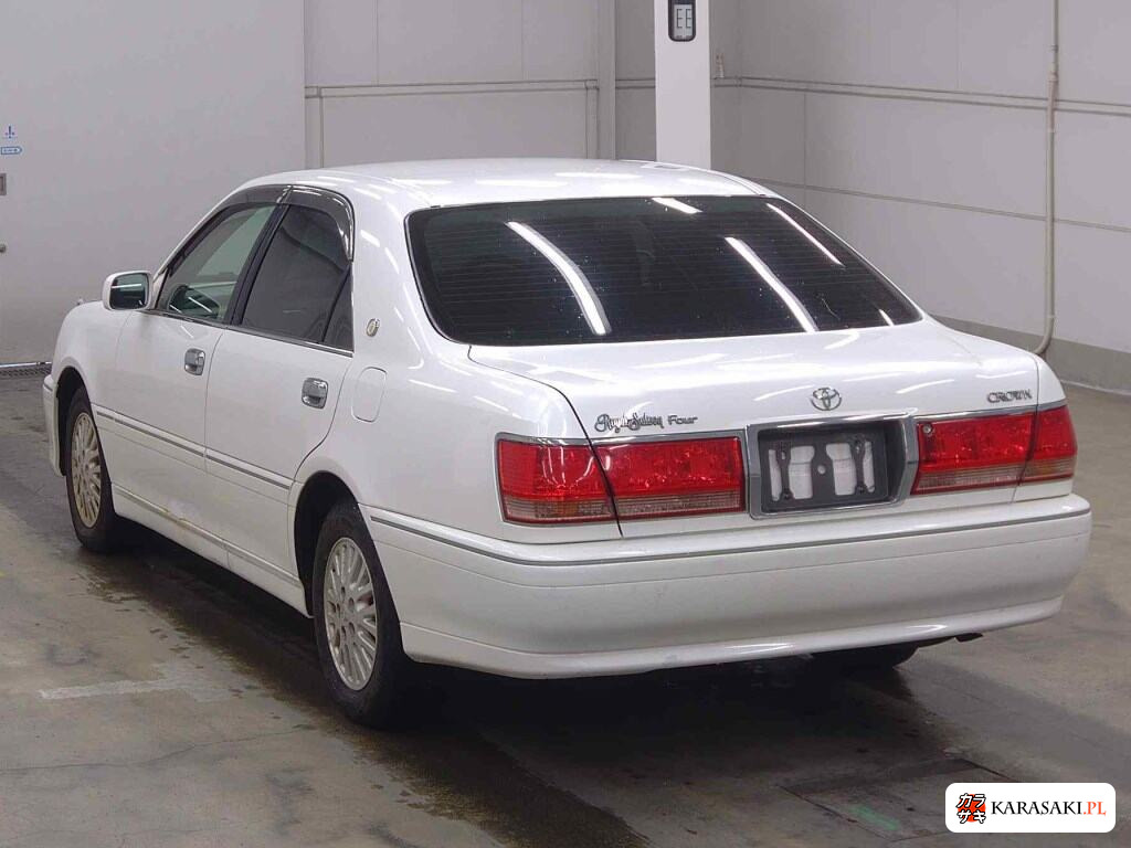 Toyota Crown 2002 z aukcji japońskiej