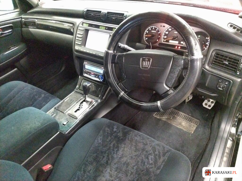 Toyota Crown 2002 z aukcji japońskiej