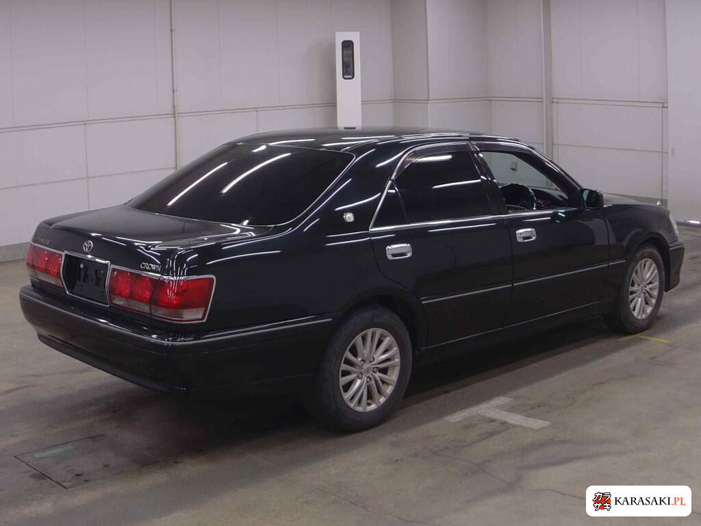Toyota Crown 2002 z aukcji japońskiej