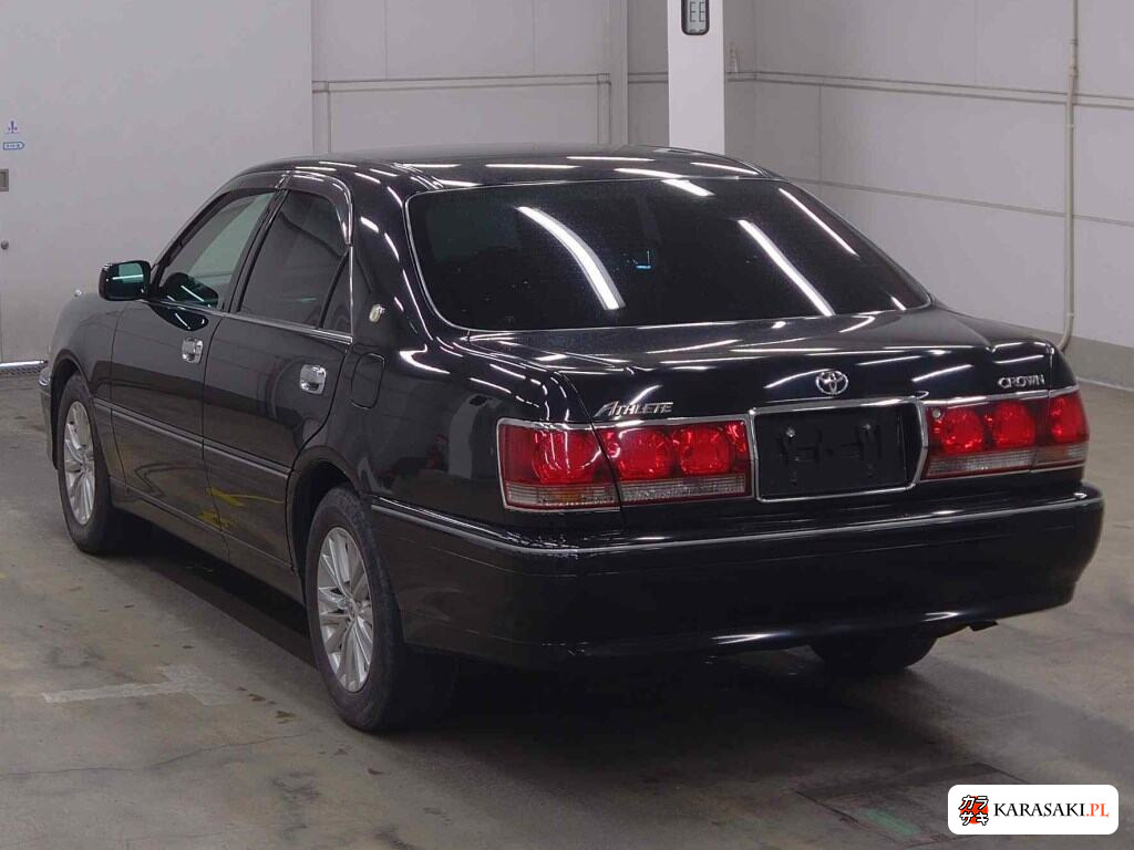 Toyota Crown 2002 z aukcji japońskiej