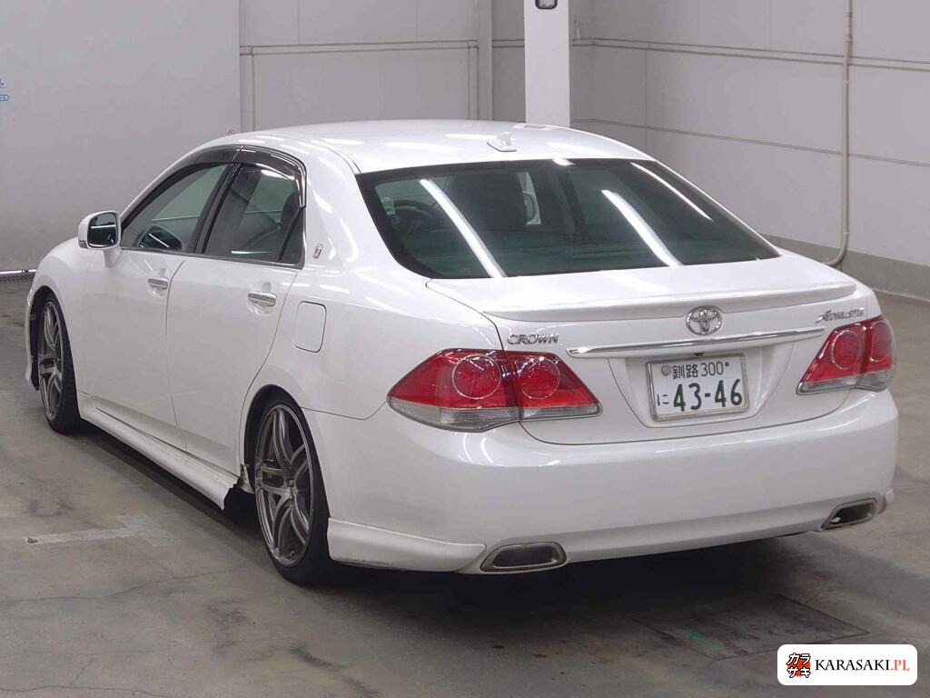 Toyota Crown 2011 z aukcji japońskiej