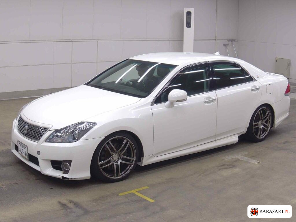 Toyota Crown 2011 z aukcji japońskiej