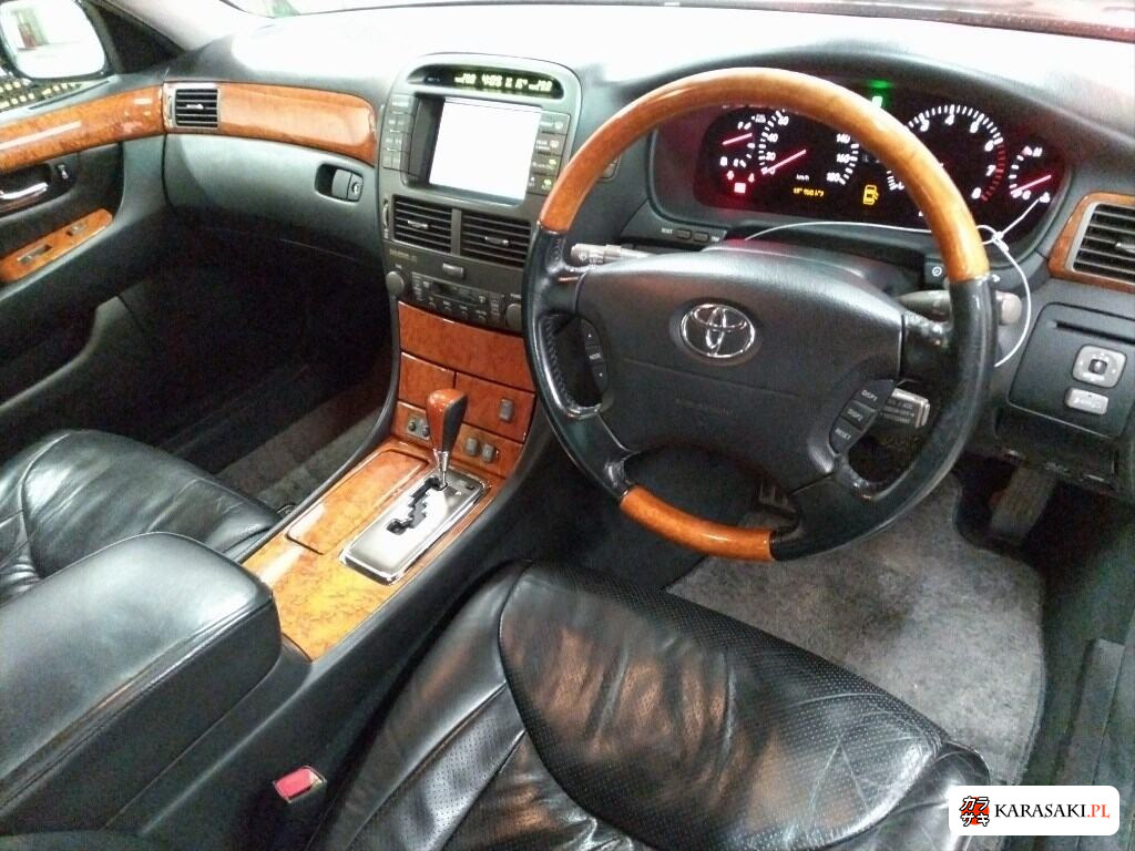 Toyota Celsior 2002 z aukcji japońskiej