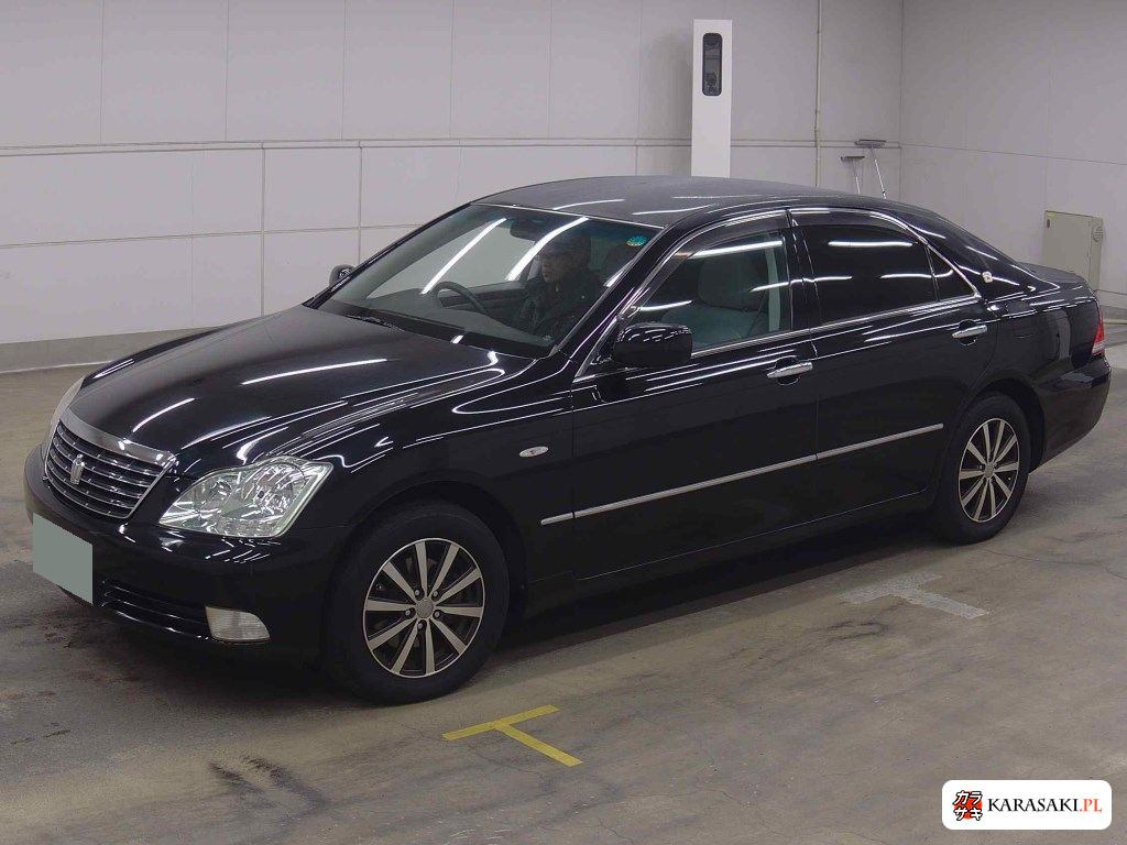 Toyota Crown 2004 z aukcji japońskiej