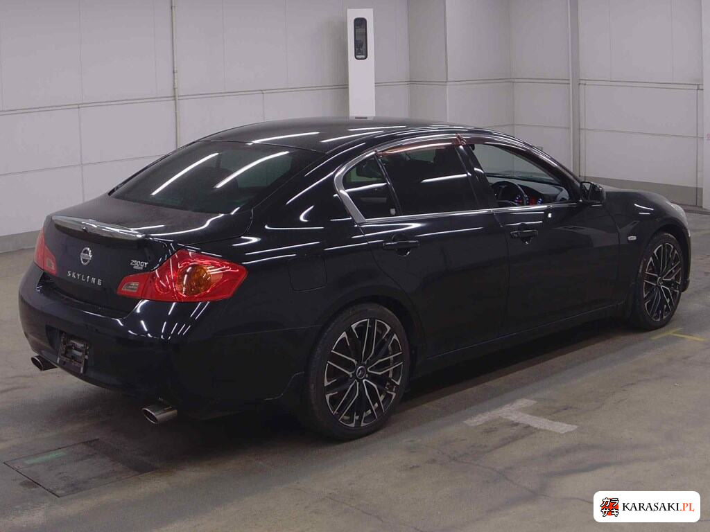 Nissan Skyline 2008 z aukcji japońskiej