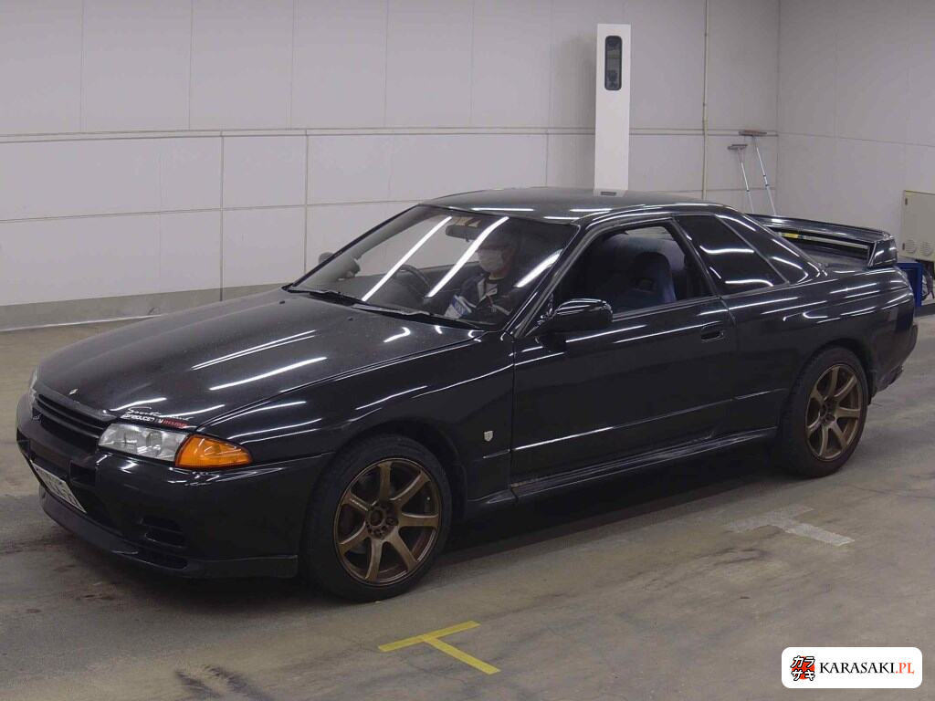 Nissan Skyline 1992 z aukcji japońskiej
