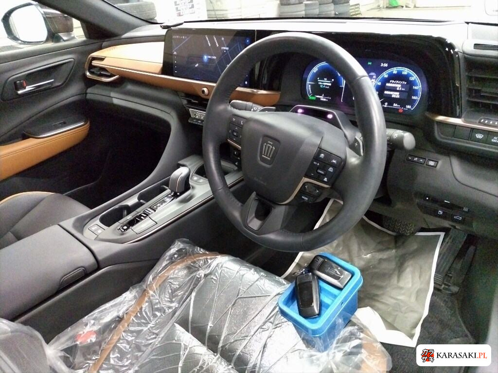 Toyota Crown Crossover 2023 z aukcji japońskiej