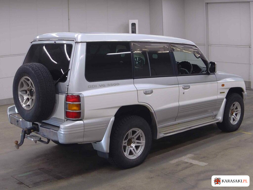 Mitsubishi Pajero 1998 z aukcji japońskiej