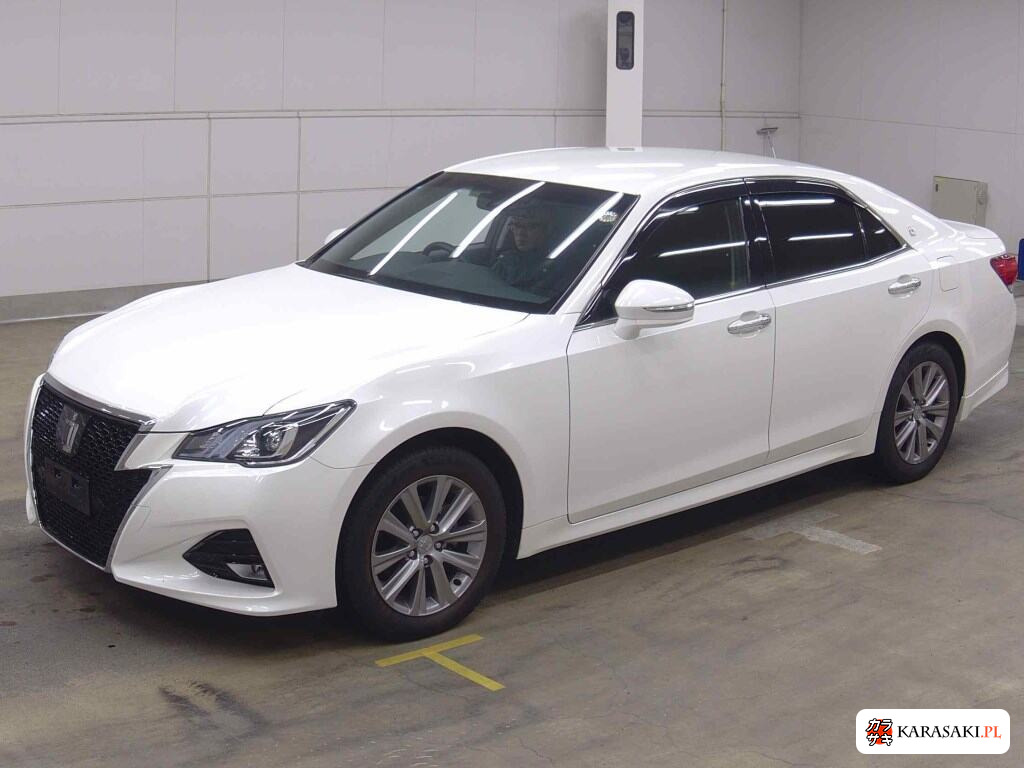Toyota Crown 2018 from a Japanese auction