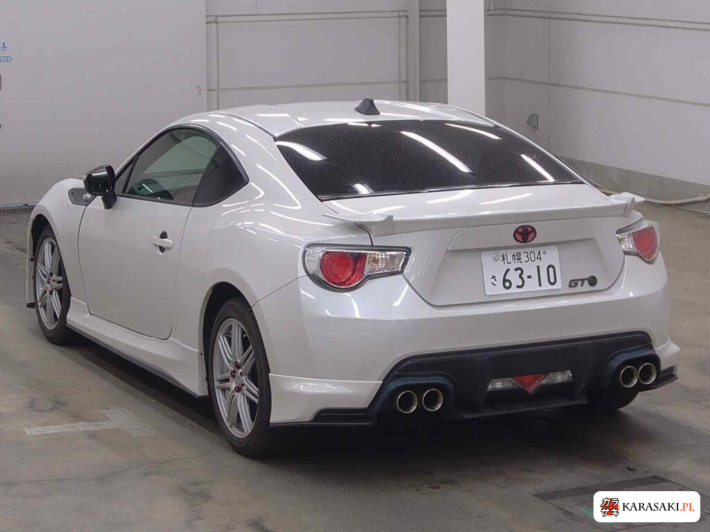 Toyota 86 2012 z aukcji japońskiej