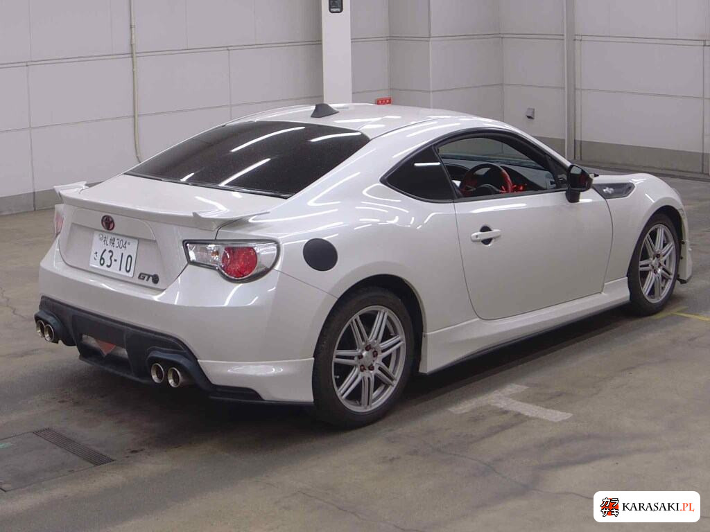 Toyota 86 2012 z aukcji japońskiej