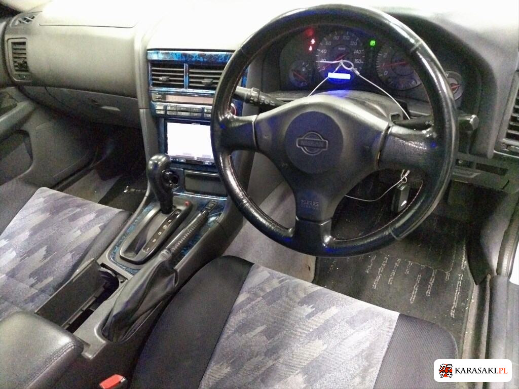 Nissan Skyline 1999 z aukcji japońskiej