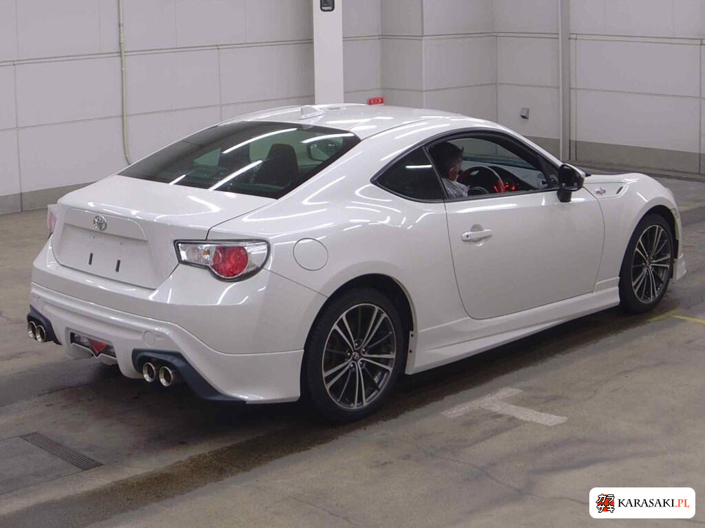 Toyota 86 2016 z aukcji japońskiej