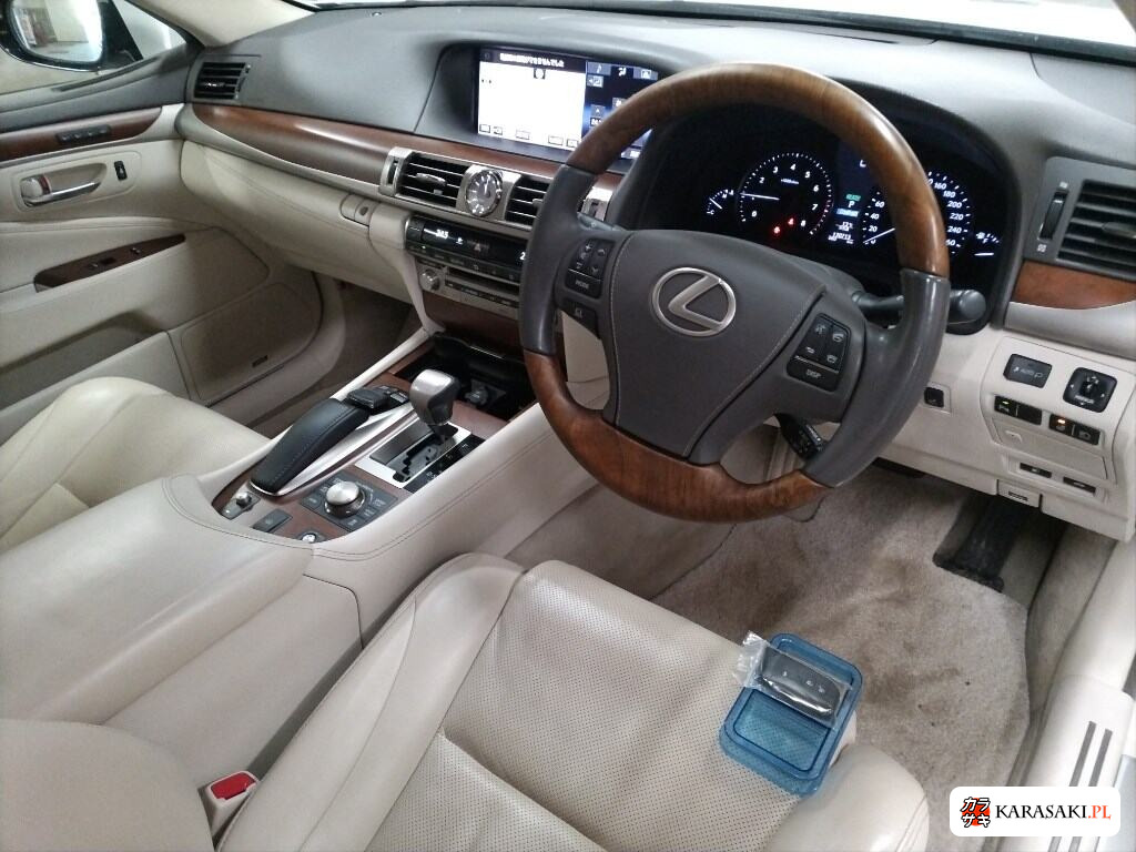 Lexus LS 2015 z aukcji japońskiej