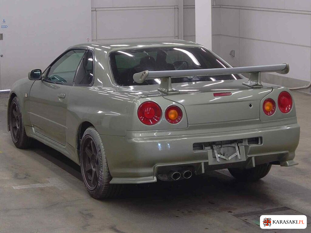 Nissan Skyline 1999 z aukcji japońskiej
