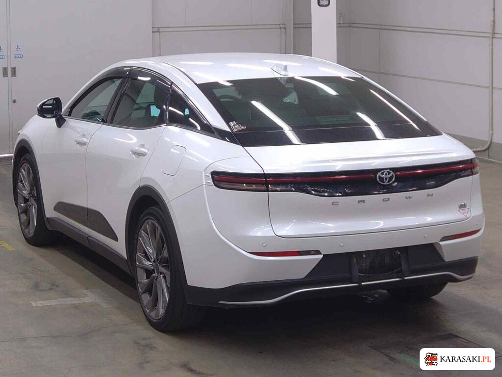 Toyota Crown Crossover 2024 z aukcji japońskiej
