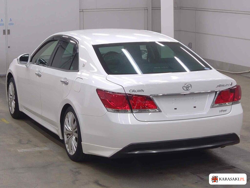 Toyota Crown 2013 z aukcji japońskiej