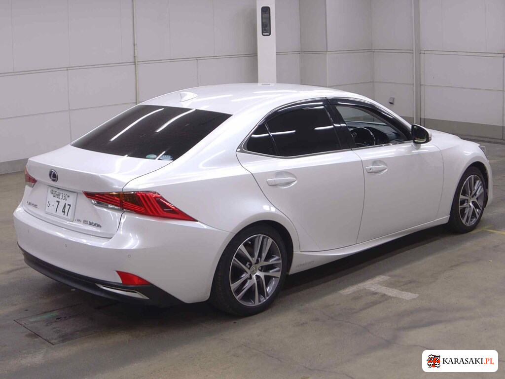 Lexus Is 2017 z aukcji japońskiej