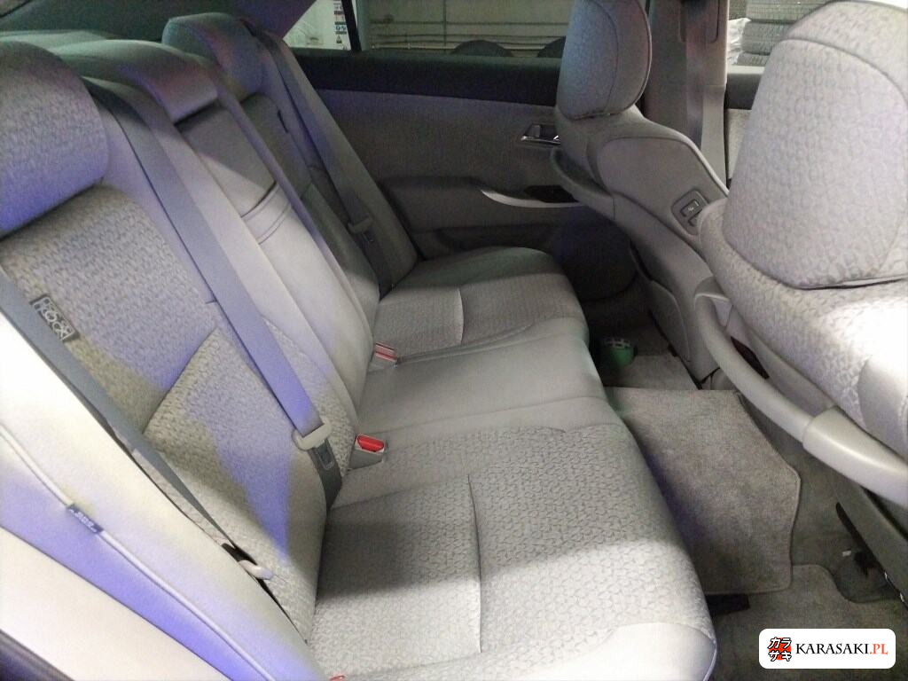 Toyota Crown 2011 z aukcji japońskiej