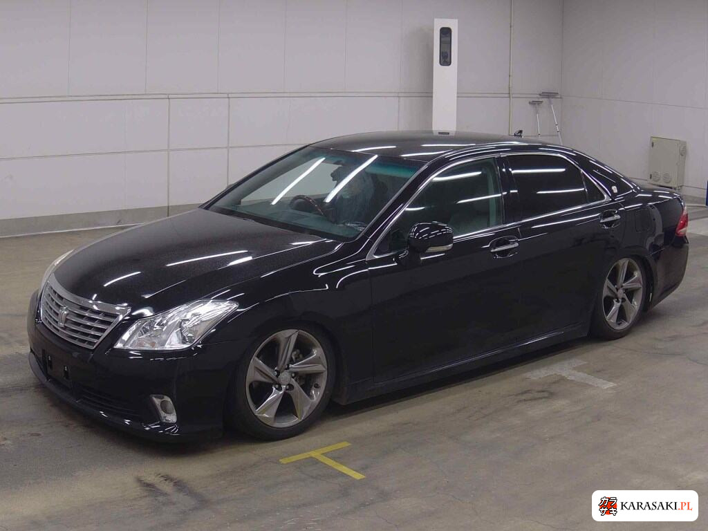 Toyota Crown 2011 z aukcji japońskiej