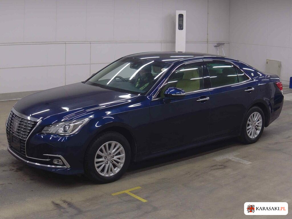 Toyota Crown 2017 z aukcji japońskiej