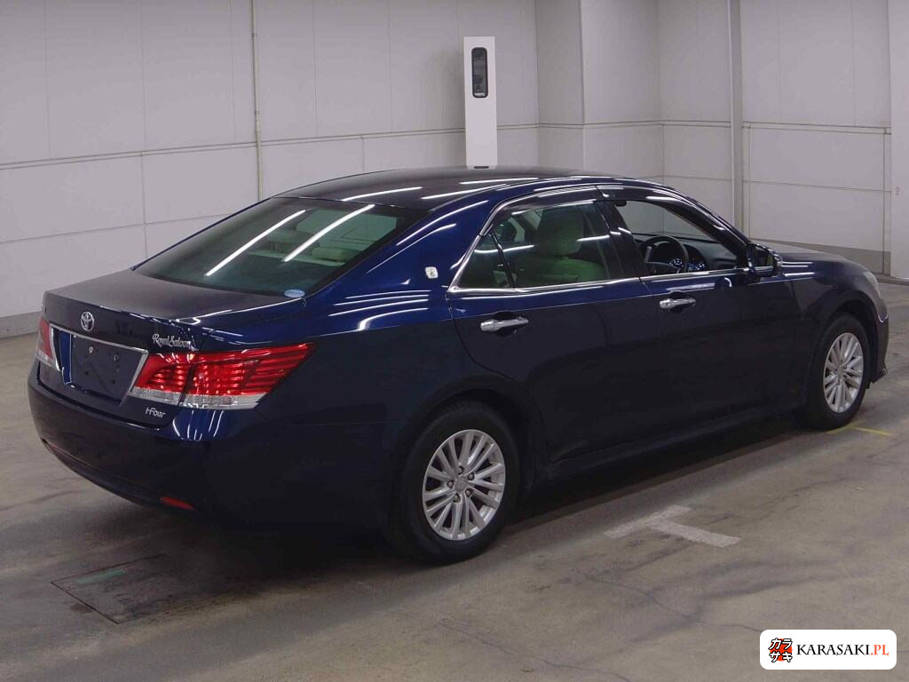 Toyota Crown 2017 z aukcji japońskiej