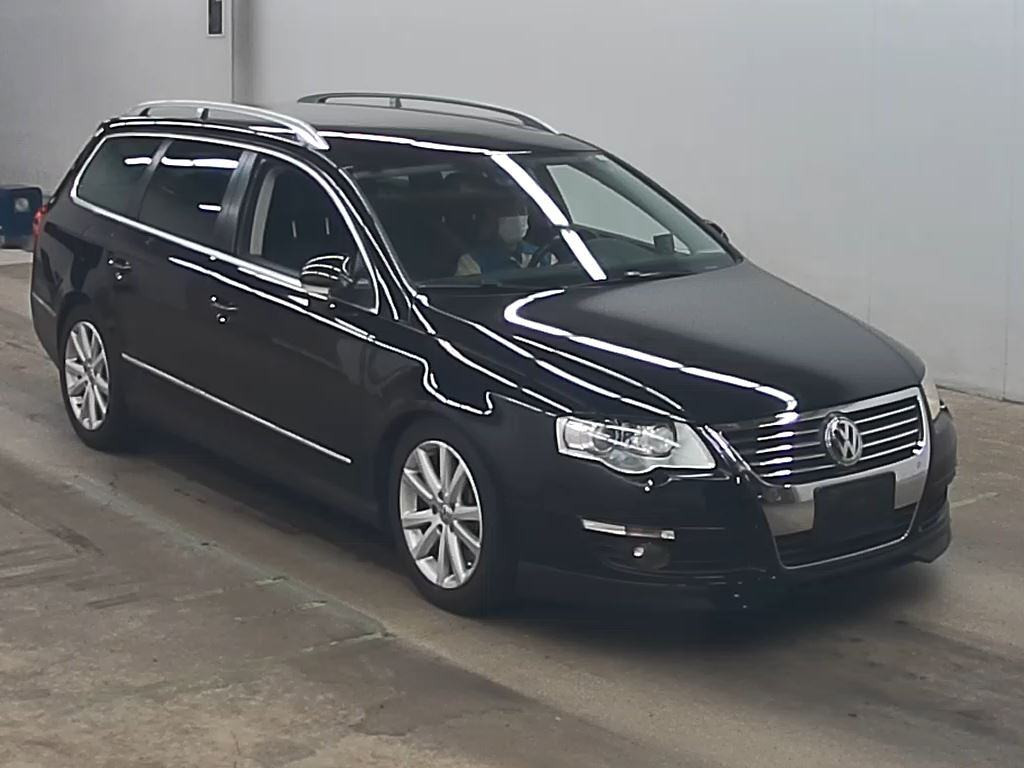 Volkswagen Passat Variant 2007 z aukcji japońskiej
