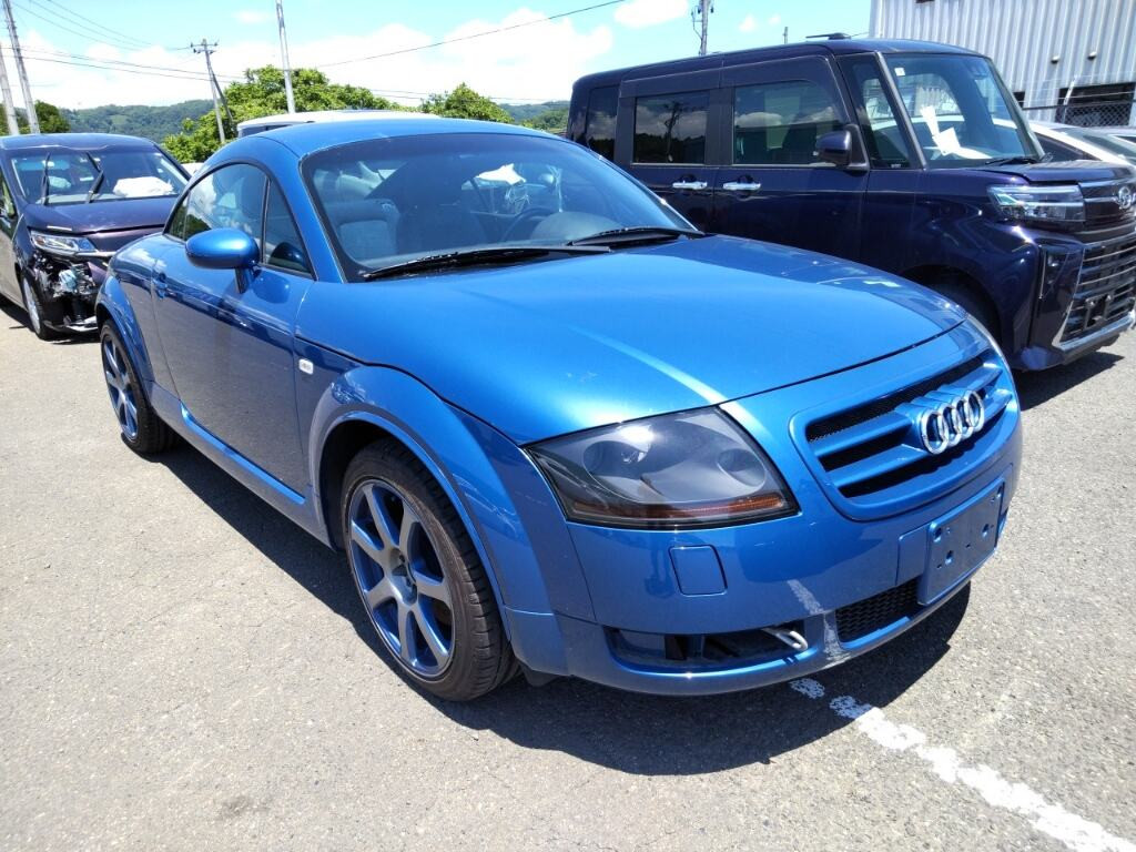Audi TT Coupe 2001 z aukcji japońskiej