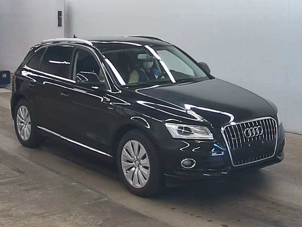 Audi Q5 Hybrid 2013 z aukcji japońskiej