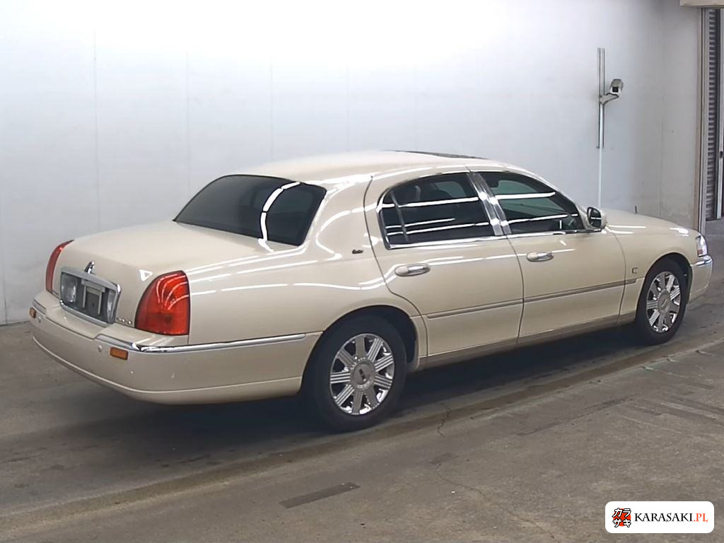 2006 Lincoln Towncar 4