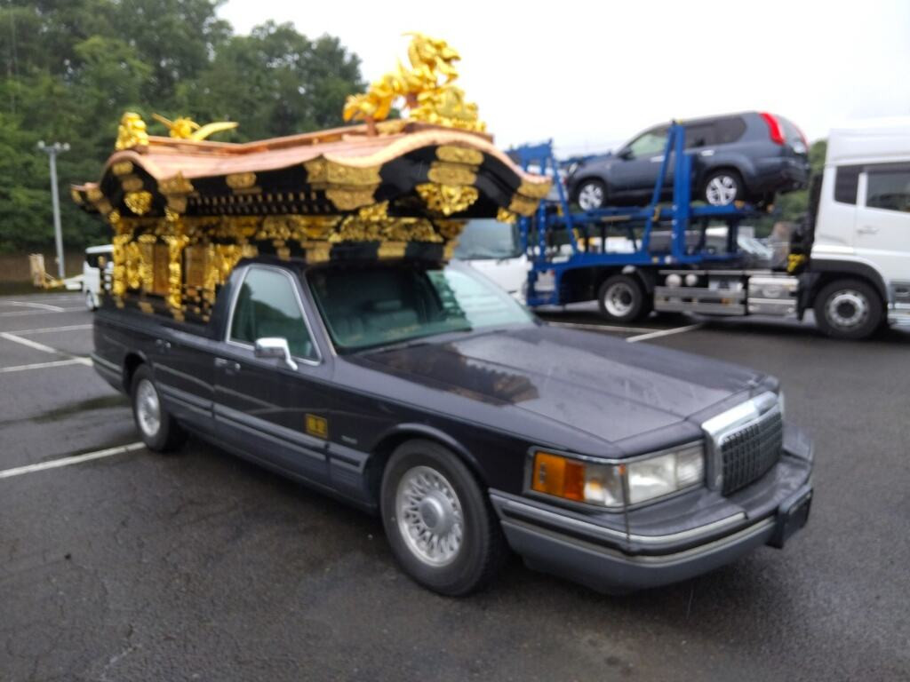 Lincoln Towncar 1994 z aukcji japońskiej