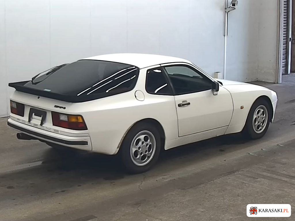 1988 Porsche 944 CP 4