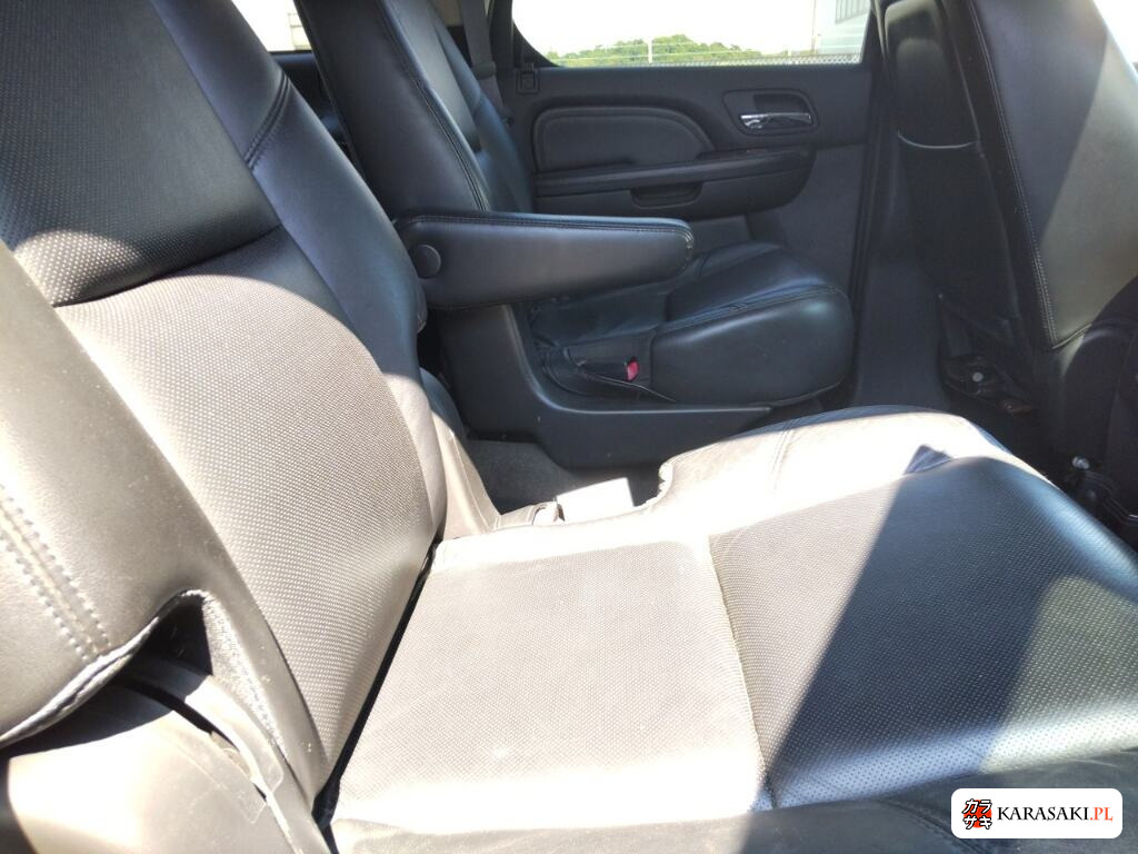 Cadillac Escalade 2013 z aukcji japońskiej