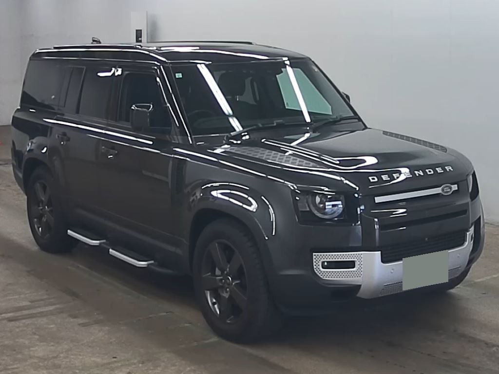 Land Rover Defender 2023 z aukcji japońskiej