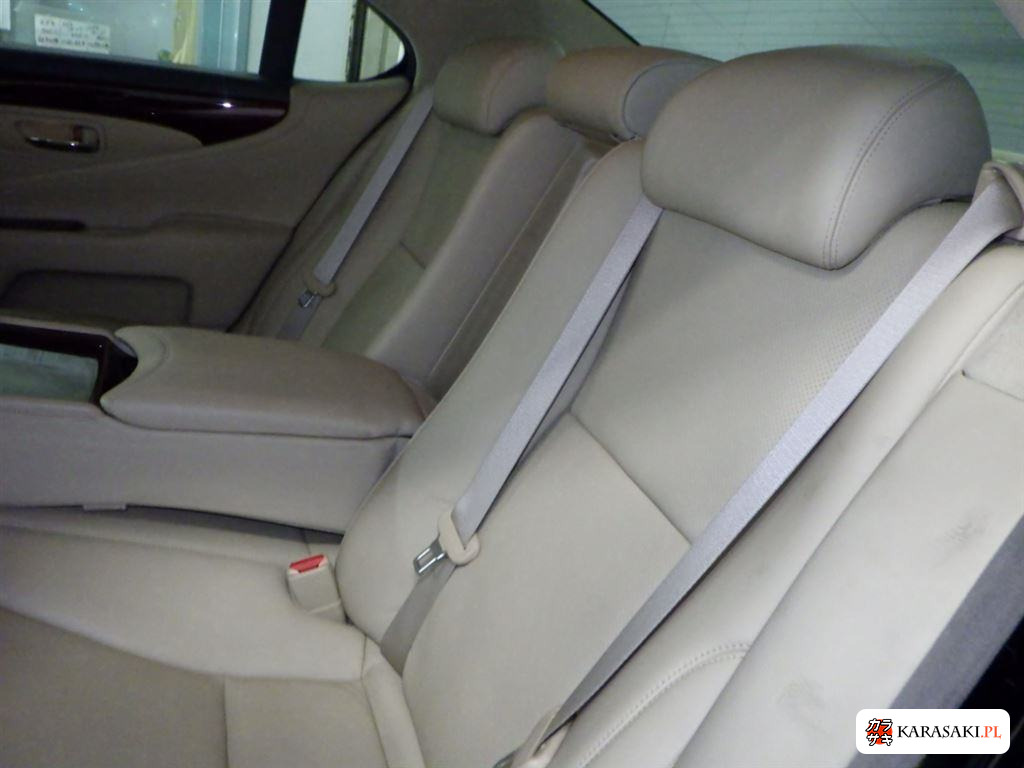 2007 Lexus LS 4WD LS600H I Package 6