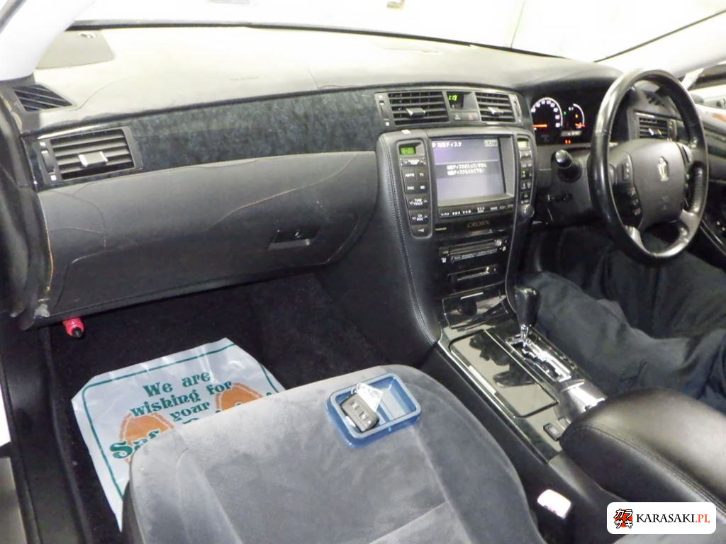 2005 Toyota Crown 4D Athlete 5