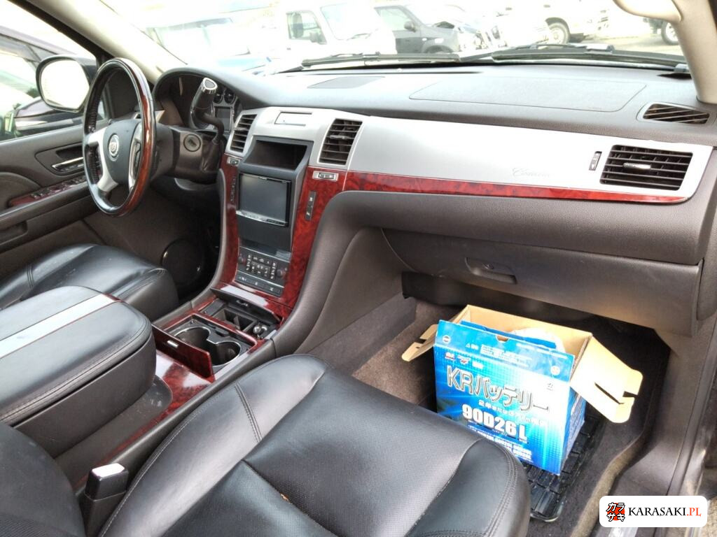 2013 Cadillac Escalade Base Grade 5