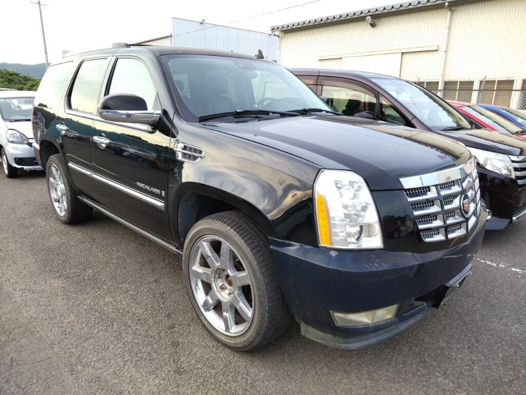 Cadillac Escalade 2013 z aukcji japońskiej