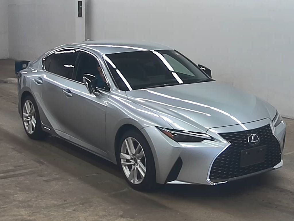 Lexus Is 2022 z aukcji japońskiej