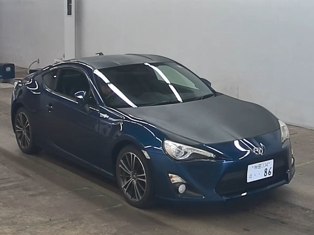 Toyota 86 2013 z aukcji japońskiej