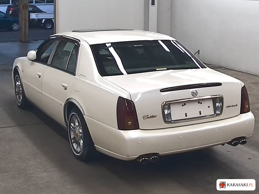 2000 Cadillac De Ville 2