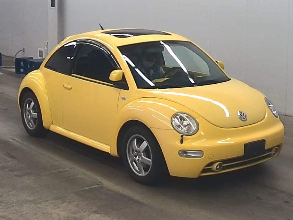 Volkswagen New Beetle 2001 z aukcji japońskiej