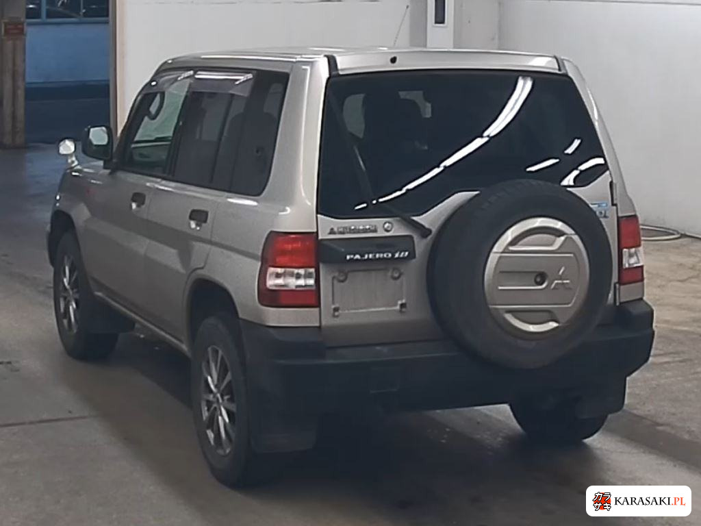 1999 Mitsubishi Pajero Io 5D 4WD 2
