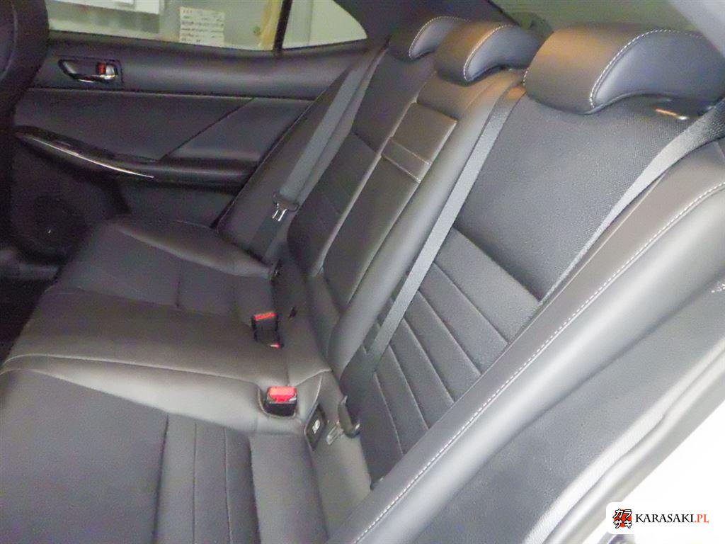 2013 Lexus Is 4D IS300H F Sport 6