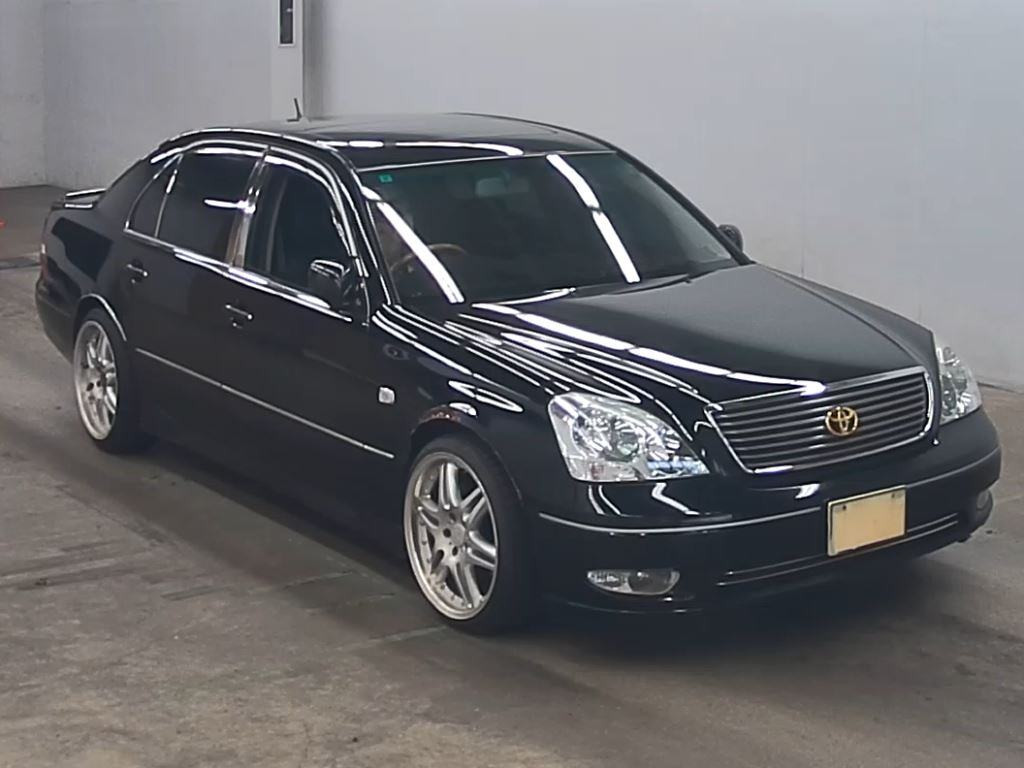 Toyota Celsior 2001 z aukcji japońskiej