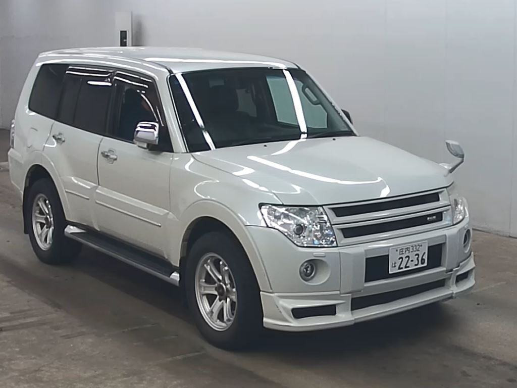 Mitsubishi Pajero 2011 z aukcji japońskiej