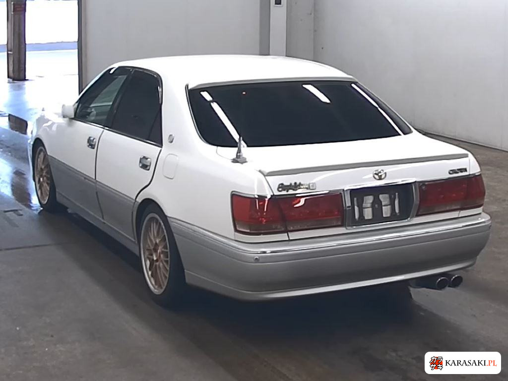 2000 Toyota Crown 4D Royal Saloon 2
