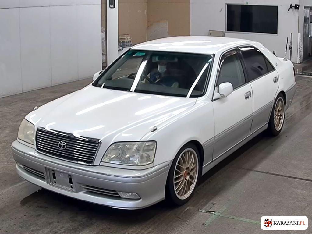 2000 Toyota Crown 4D Royal Saloon 3