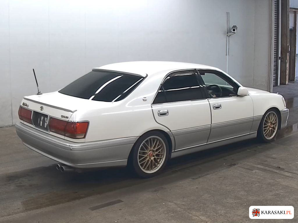 2000 Toyota Crown 4D Royal Saloon 4