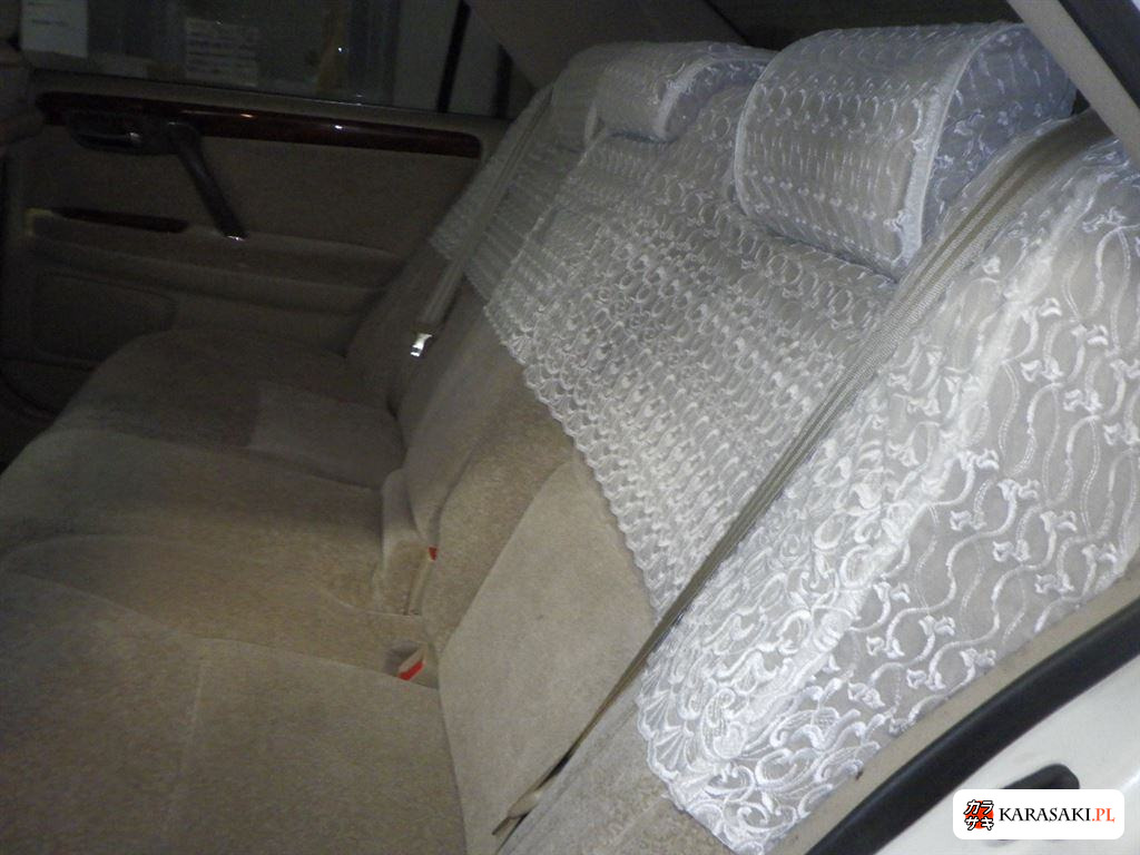 2000 Toyota Crown 4D Royal Saloon 6